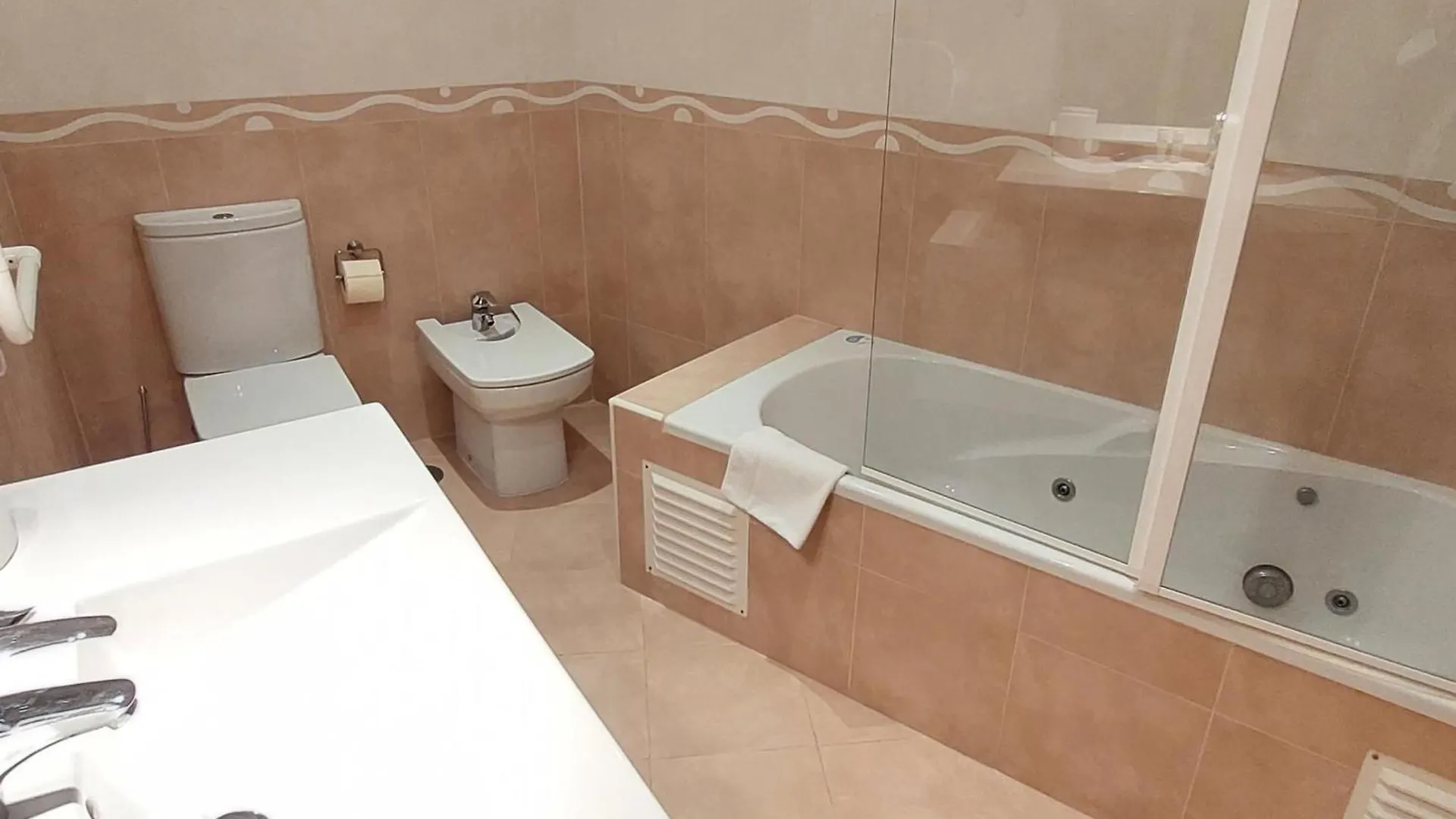 Appartement Chaleureux 3 Chambres A 900M De La Plage De Falesia - Pt-1-30 كوارتيرا البرتغال